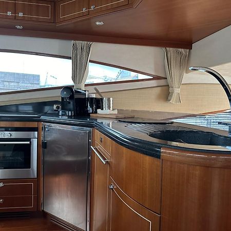 Yacht Pegasus II Barcelona Exterior foto